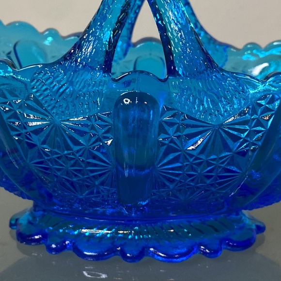 Daisy & Button Colonial Blue by Fenton, Glass Basket, Split Handle - Picture 2 of 16